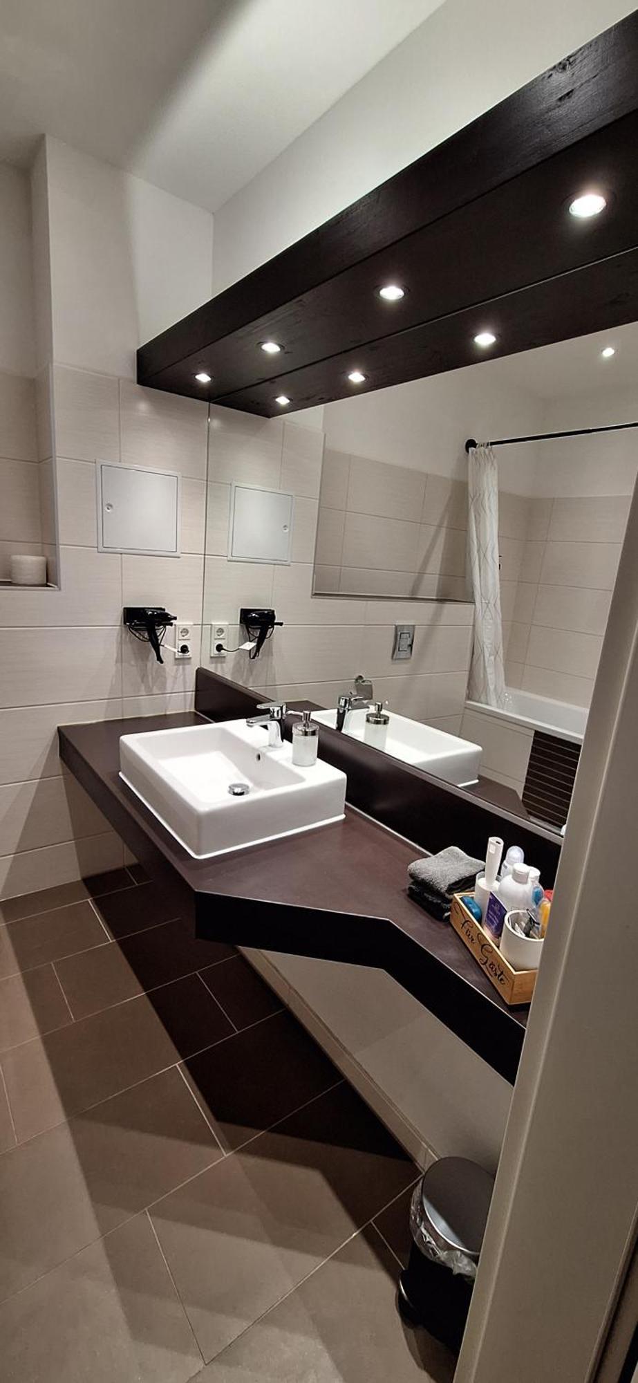 Modernes Einraumzimmer Mit Eigenem Bad, Balkonnutzung, Zentrumsnah - In 10 Minuten Mit Dem Rad Oder Dem Oepnv Zur Arena Und In Leipzigs Innenstadt Bagian luar foto